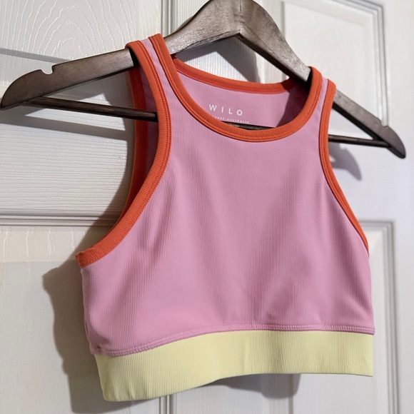 WILO Color-block Sports Bra - Picture 2 of 6